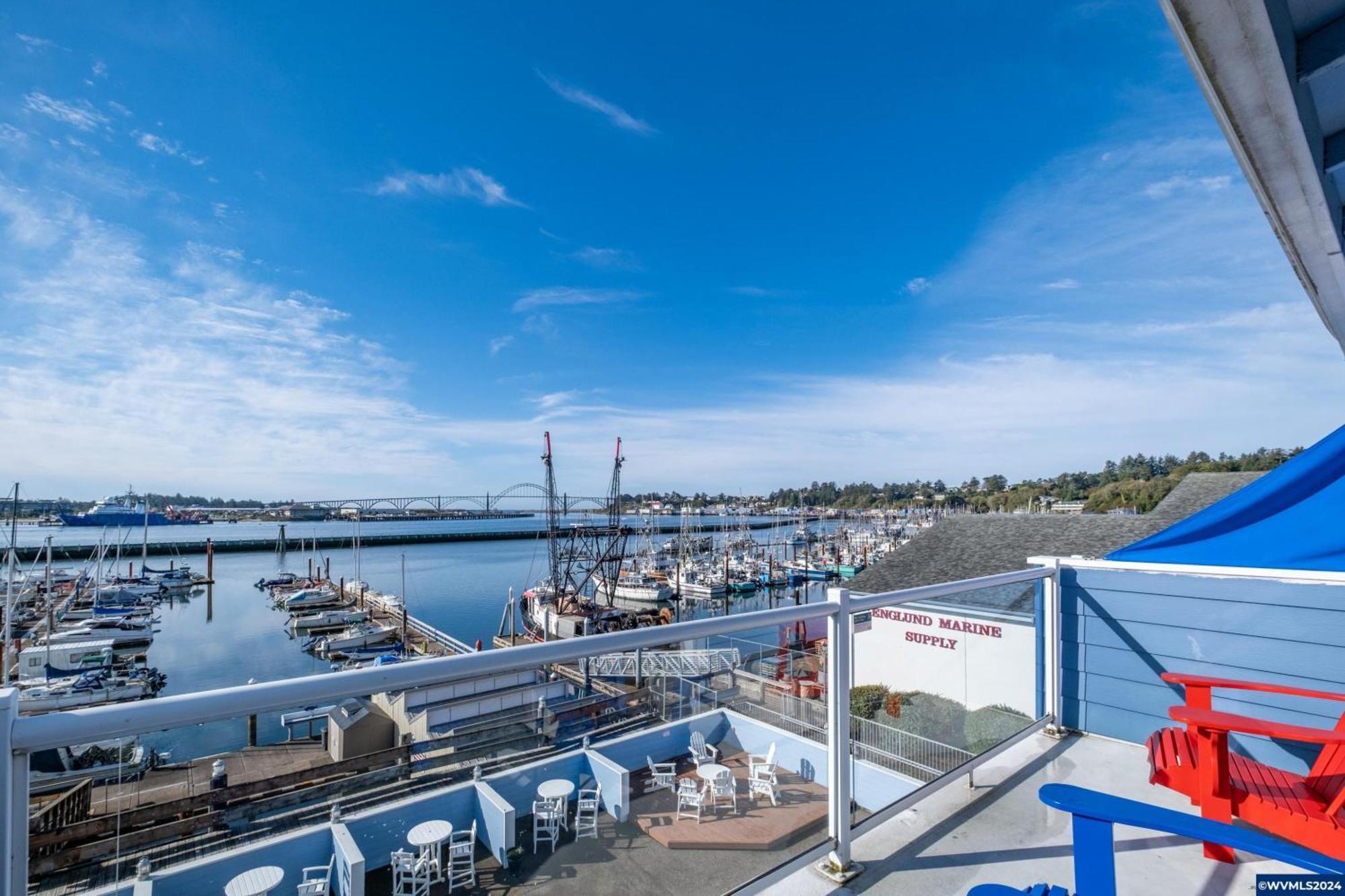 The Landing At Newport Condominium Hotel Exterior photo