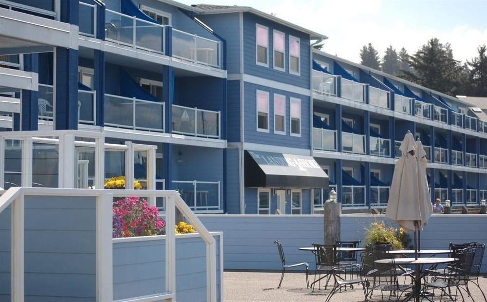 The Landing At Newport Condominium Hotel Exterior photo
